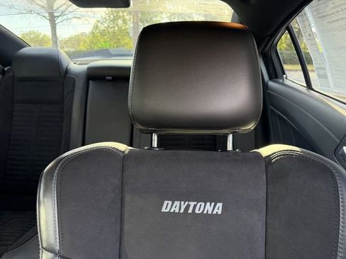 Used 2023 Dodge Charger Scat Pack w/ Daytona Edition Group image 18