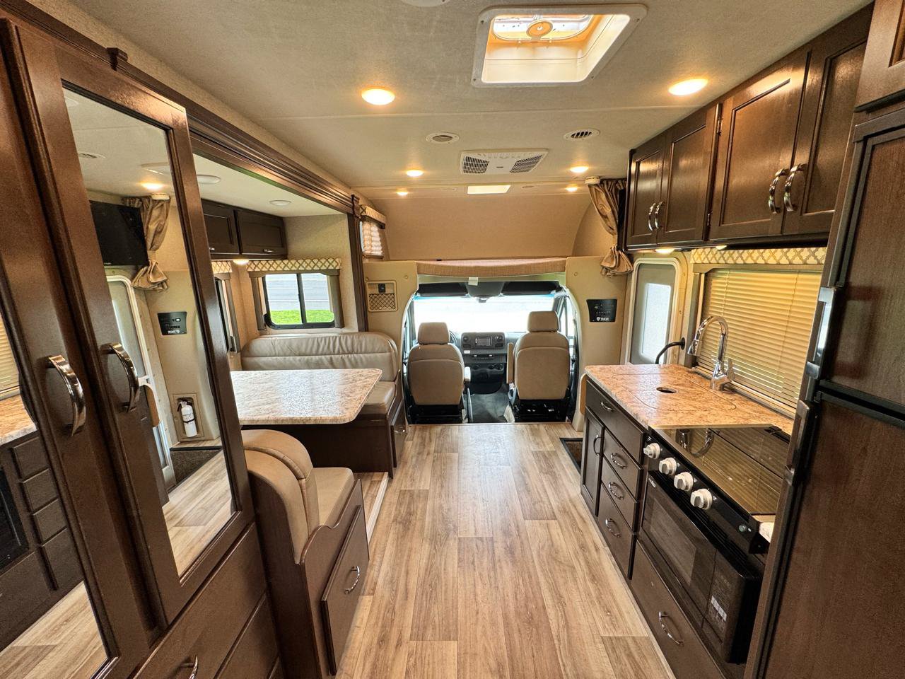Used 2019 Mercedes-Benz Sprinter 170 image 53