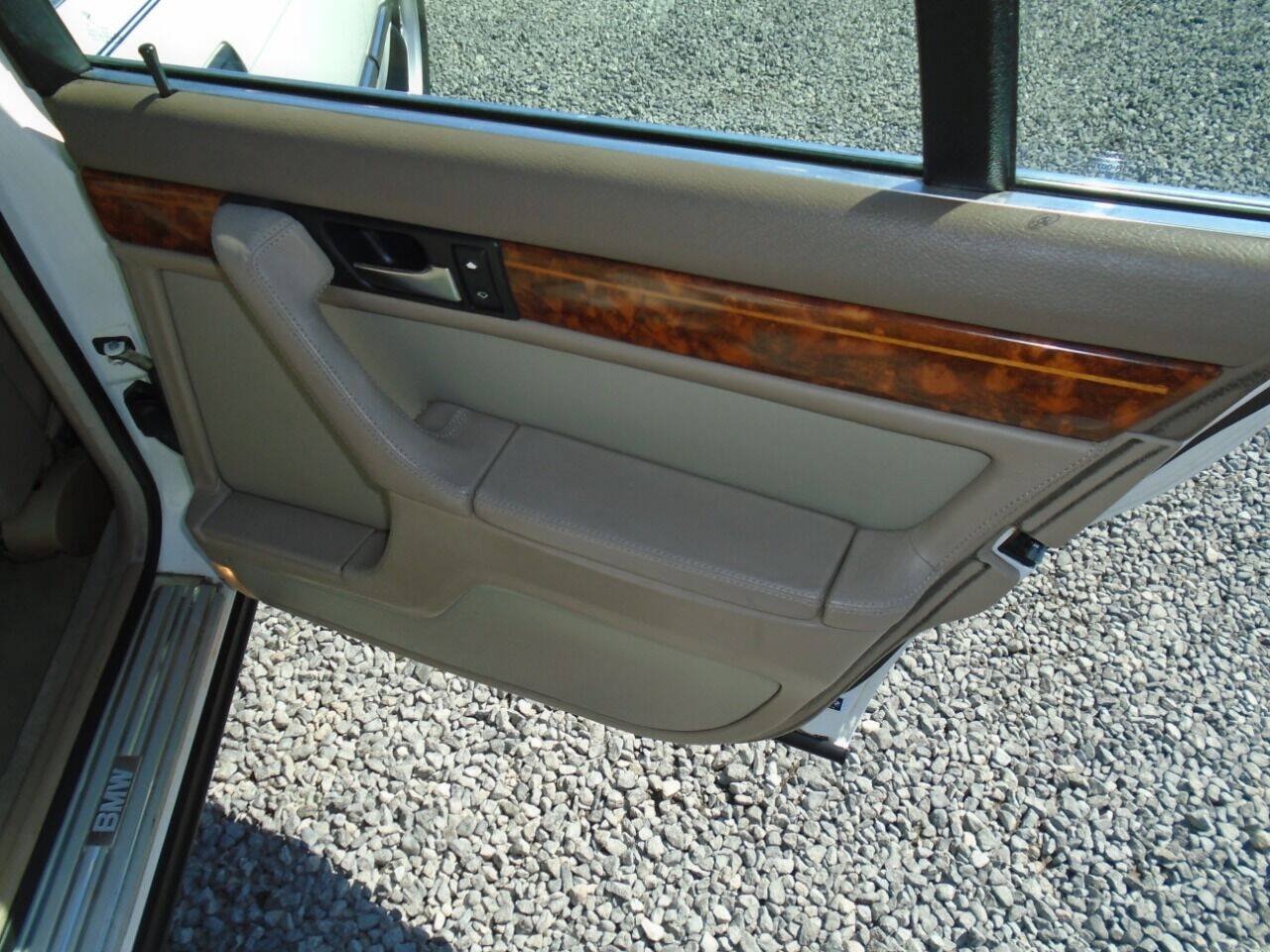 Used 1994 BMW 740i RWD image 20