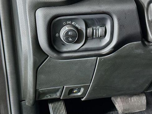 Used 2024 RAM 2500 Laramie w/ Safety Group image 17