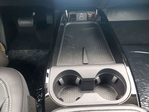 New 2026 Ford Mustang Mach-E Premium image 32