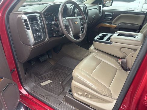 Used 2018 Chevrolet Silverado 1500 LTZ image 12