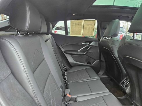 Used 2025 BMW X2 xDrive28i w/ Premium Package image 15