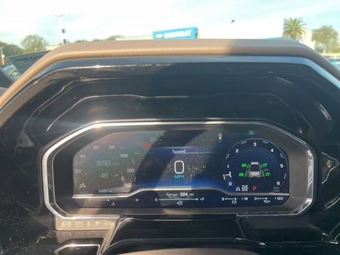 Used 2025 Chevrolet Silverado 1500 LT Trail Boss w/ Convenience Package II image 24