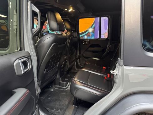 Used 2019 Jeep Wrangler Unlimited Rubicon AWD/4WD image 25