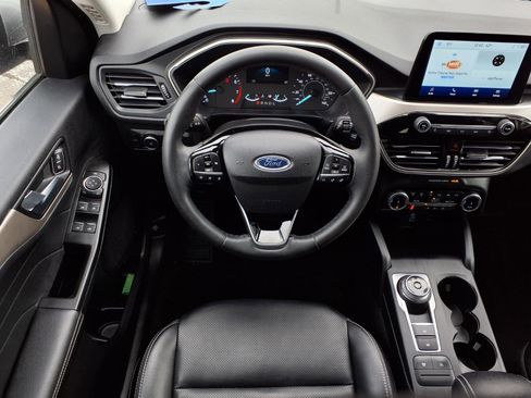 Certified 2022 Ford Escape SEL image 6