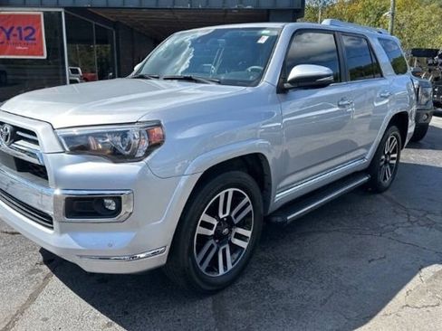 Used 2021 Toyota 4Runner Limited image 5