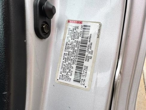 Used 2003 Toyota MR2 RWD image 48