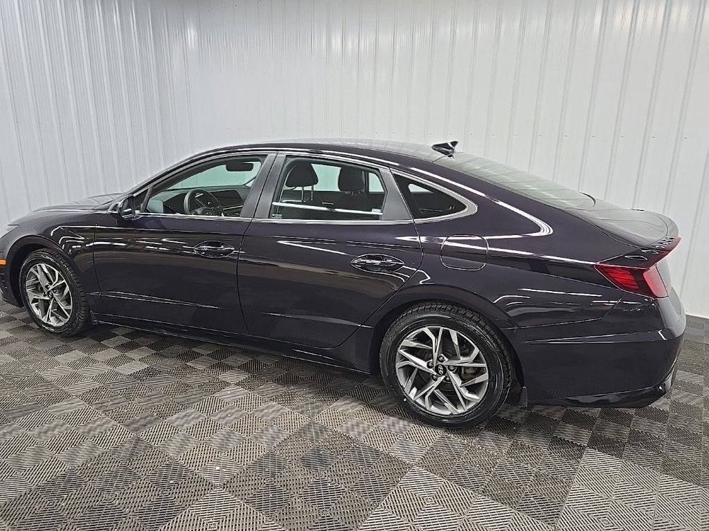 Used 2023 Hyundai Sonata SEL FWD image 4