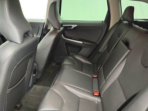 Used 2016 Volvo XC60 T6 AWD/4WD image 20