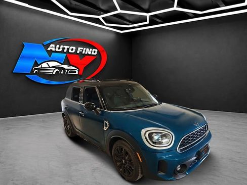 Used 2022 MINI Cooper Countryman S w/ Boardwalk Edition FWD image 2