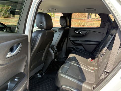 Used 2020 Chevrolet Blazer LT FWD image 7