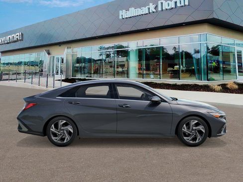 New 2026 Hyundai Elantra Limited FWD image 7