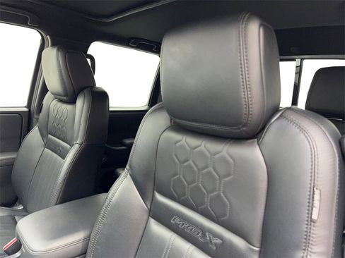 Used 2022 Nissan Frontier Pro-X w/ Pro-X Premium Package image 28