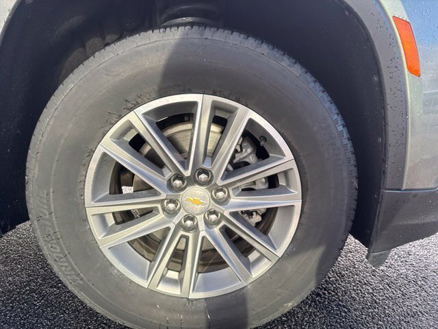 Used 2022 Chevrolet Traverse LT FWD image 4