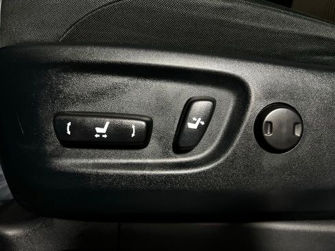 Certified 2024 Toyota 4Runner SR5 AWD/4WD image 14