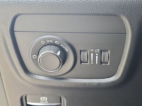 New 2026 Jeep Grand Cherokee Altitude AWD/4WD image 27