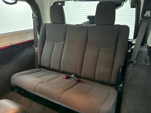 Used 2016 Jeep Wrangler Sport image 12