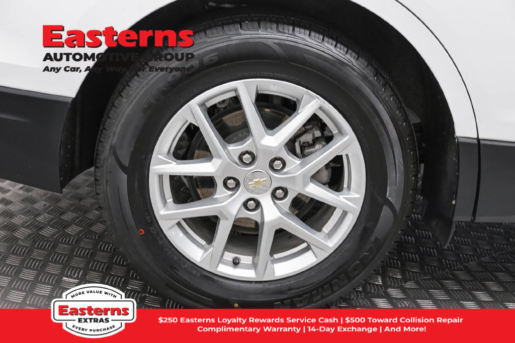 Used 2024 Chevrolet Equinox LT FWD image 30