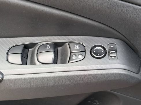 Used 2024 Nissan Altima 2.5 SV w/ SV Premium Package AWD/4WD image 19