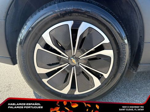 Used 2024 Chevrolet Blazer EV LT AWD/4WD image 29
