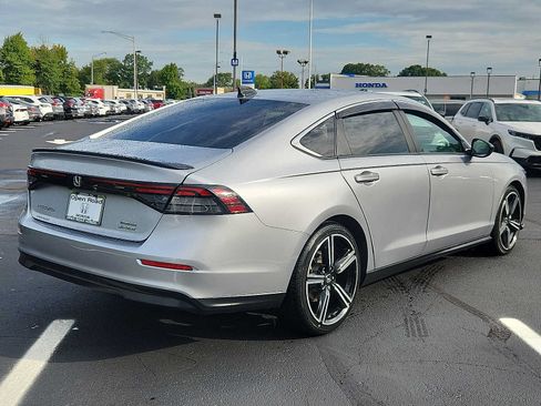 Used 2023 Honda Accord Sport image 6