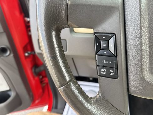 Used 2013 Ford F150 XLT w/ Mid Equipment Group AWD/4WD image 16