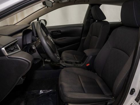 Used 2024 Toyota Corolla LE image 10
