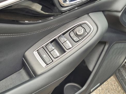 Used 2020 Subaru Outback Limited image 17