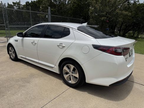 Used 2016 Kia Optima Hybrid w/ Hybrid Convenience Package FWD image 7