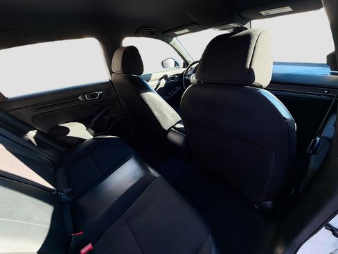 Used 2022 Honda Civic Sport image 28