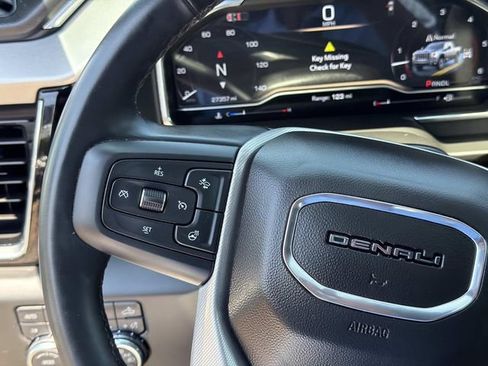 Used 2025 GMC Sierra 2500 Denali w/ Denali Reserve Package AWD/4WD image 29