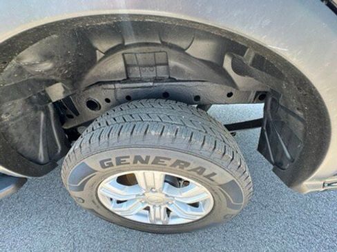 Used 2020 Ford Ranger XL w/ Equipment Group 101A Mid image 16