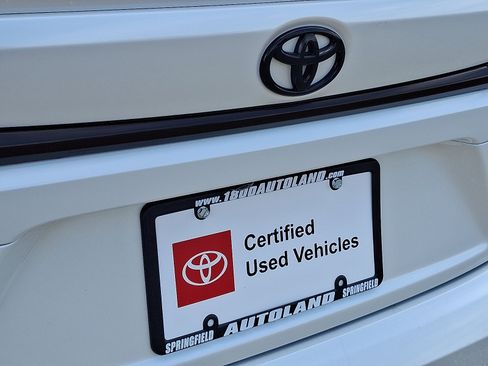 Certified 2022 Toyota Corolla SE image 29