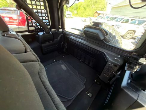Used 2019 Jeep Wrangler Unlimited Sport AWD/4WD image 22