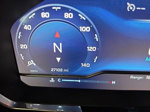 Used 2023 Chevrolet Silverado 1500 LT AWD/4WD image 11