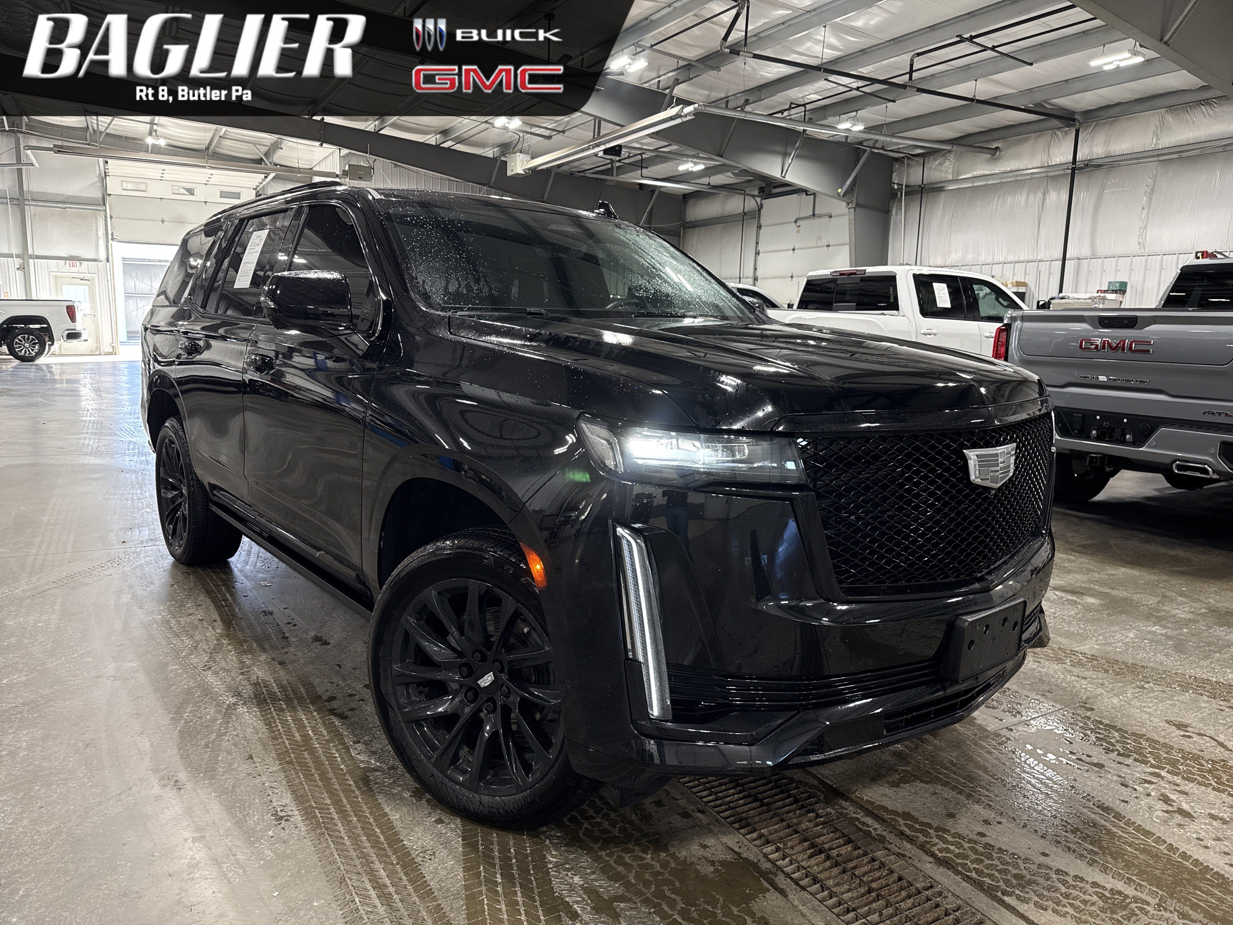 Used 2024 Cadillac Escalade Sport Platinum w/ LPO, ONYX Package AWD/4WD image 1