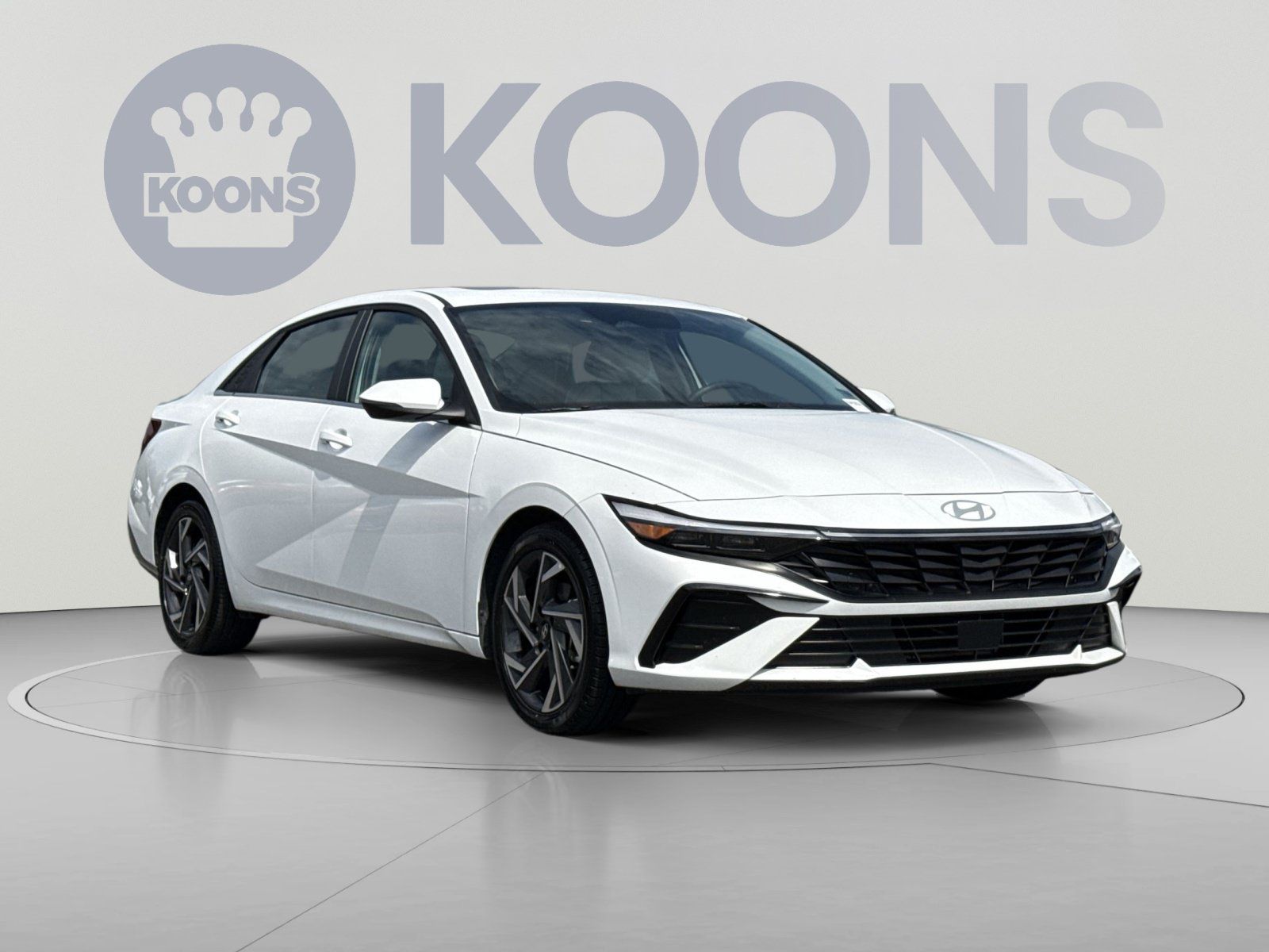 Certified 2025 Hyundai Elantra Limited FWD image 10
