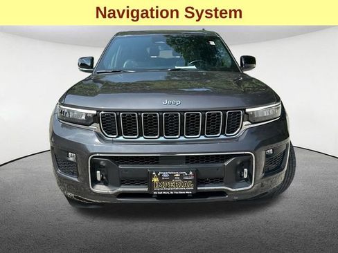 Used 2022 Jeep Grand Cherokee L Overland w/ Luxury Tech Group IV AWD/4WD image 4