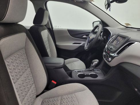 Used 2022 Chevrolet Equinox LS AWD/4WD image 21