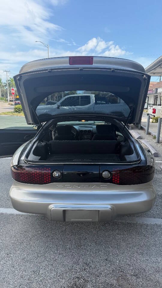 Used 2000 Pontiac Firebird Coupe w/ Opt Pkg RWD image 16