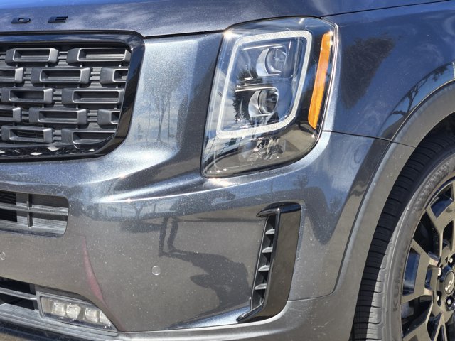 Certified 2022 Kia Telluride SX w/ SX Prestige Package AWD/4WD image 11