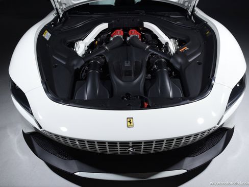 Used 2024 Ferrari Roma image 38