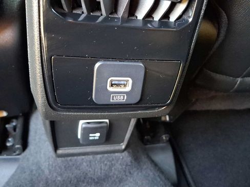 Certified 2025 Jeep Compass Limited AWD/4WD image 11