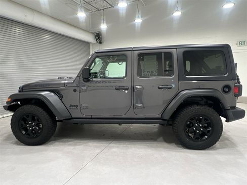 Used 2021 Jeep Wrangler Unlimited Sport image 5