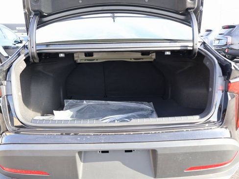 New 2025 Kia K4 LXS image 17