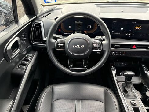 Certified 2024 Kia Sorento S AWD/4WD image 20