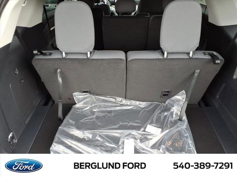 New 2026 Ford Explorer Active AWD/4WD image 11
