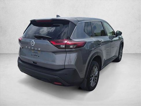 Certified 2021 Nissan Rogue S FWD image 5