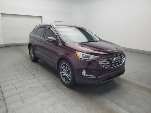 Used 2019 Ford Edge Titanium w/ Cold Weather Package FWD image 13